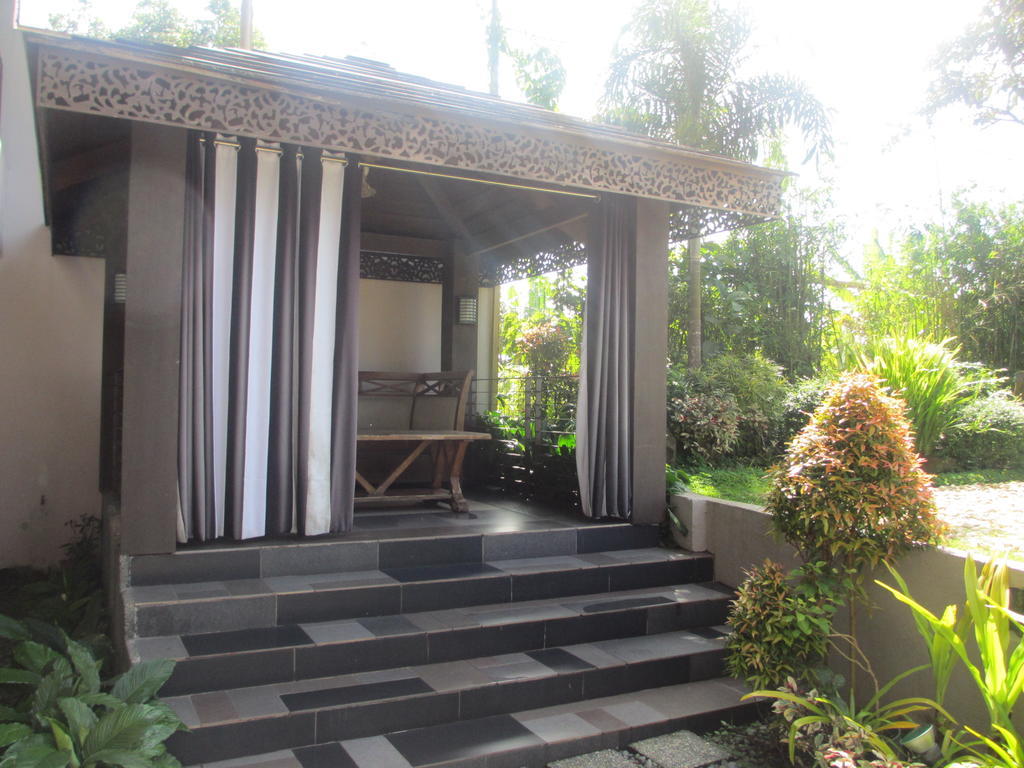 The Theodore Hotel Tagaytay City Exterior photo