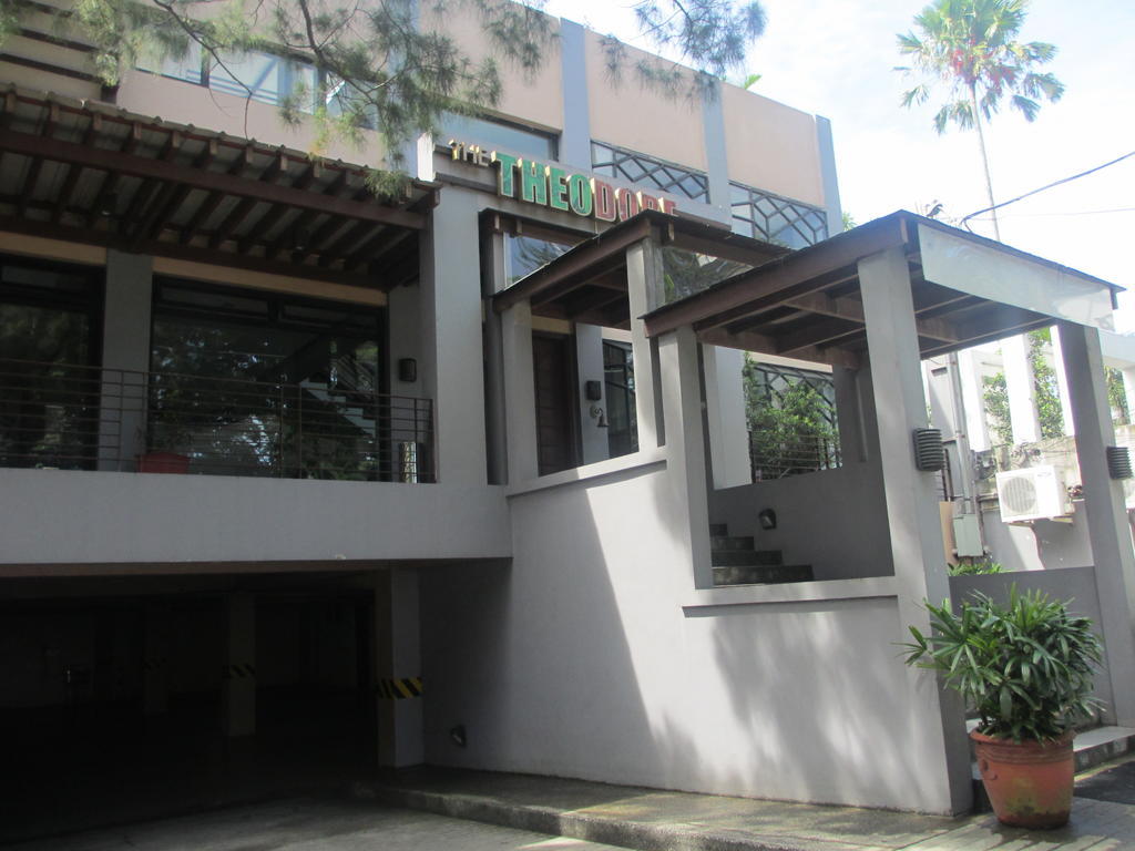 The Theodore Hotel Tagaytay City Exterior photo
